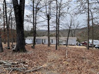 1725 Cook Road, Taneyville, MO 65759
