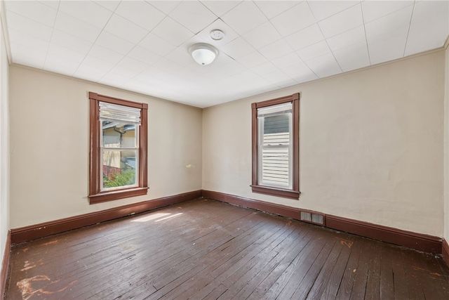 101 LINCOLN AVE, Charleroi Boro, PA 15022