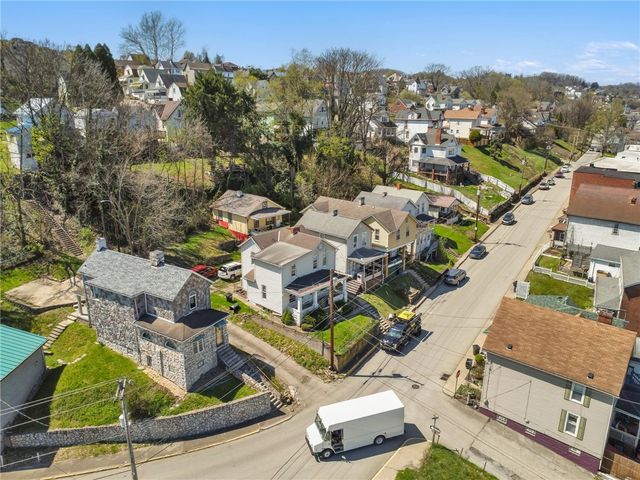101 LINCOLN AVE, Charleroi Boro, PA 15022