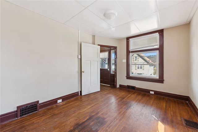 101 LINCOLN AVE, Charleroi Boro, PA 15022