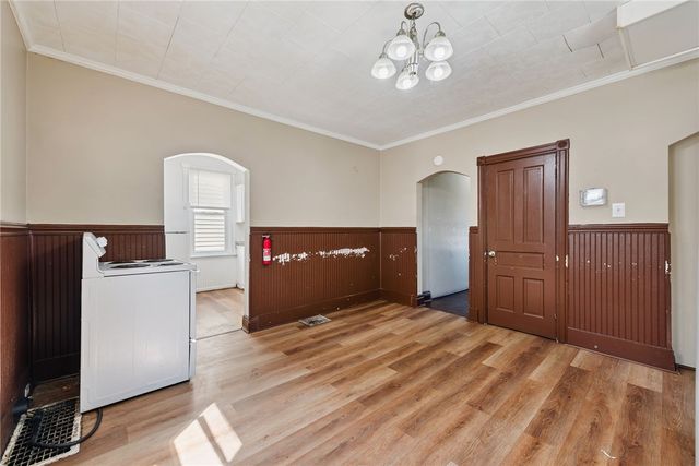 101 LINCOLN AVE, Charleroi Boro, PA 15022