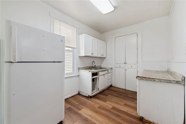 101 LINCOLN AVE, Charleroi Boro, PA 15022