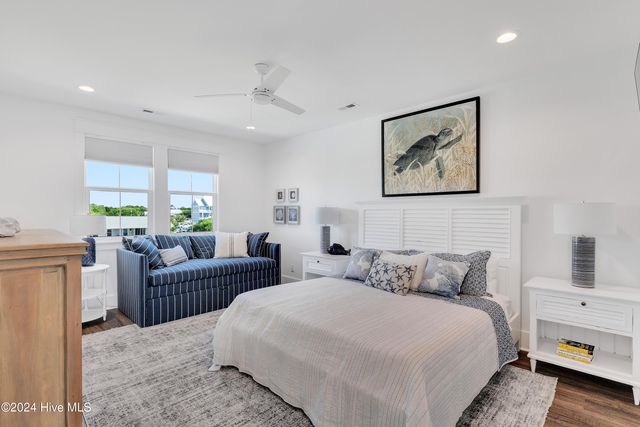 8703 Ocean View Drive East, Emerald Isle, NC 28594