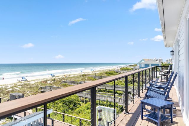 8703 Ocean View Drive East, Emerald Isle, NC 28594
