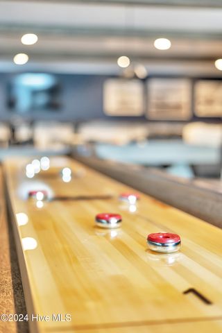 8703 Ocean View Drive East, Emerald Isle, NC 28594