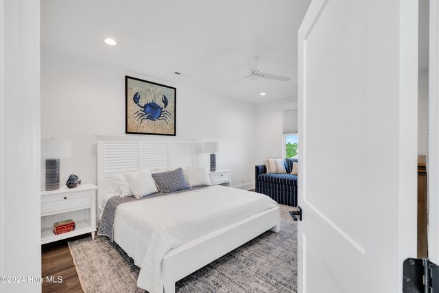 8703 Ocean View Drive East, Emerald Isle, NC 28594