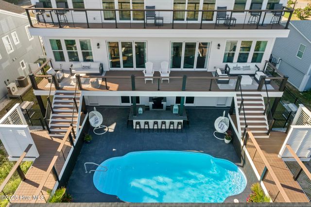 8703 Ocean View Drive East, Emerald Isle, NC 28594