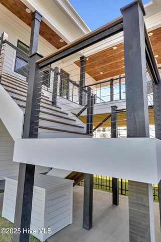 8703 Ocean View Drive East, Emerald Isle, NC 28594