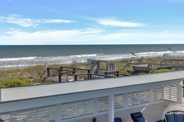 8703 Ocean View Drive East, Emerald Isle, NC 28594