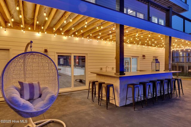 8703 Ocean View Drive East, Emerald Isle, NC 28594