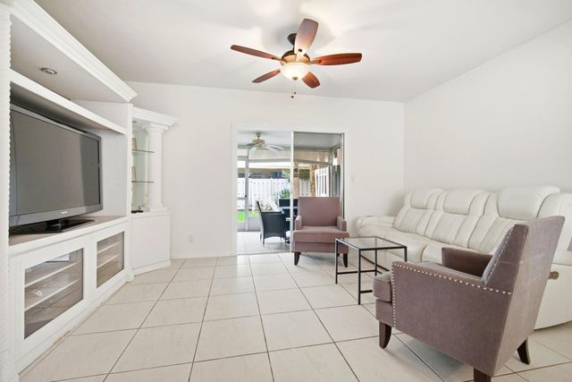 2683 NE 15th Street, Pompano Beach, FL 33062