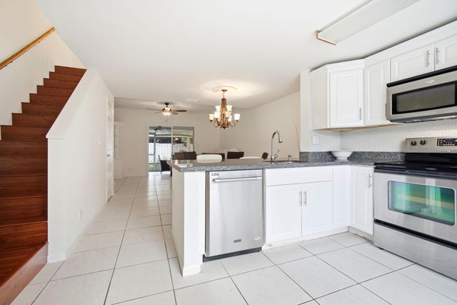 2683 NE 15th Street, Pompano Beach, FL 33062