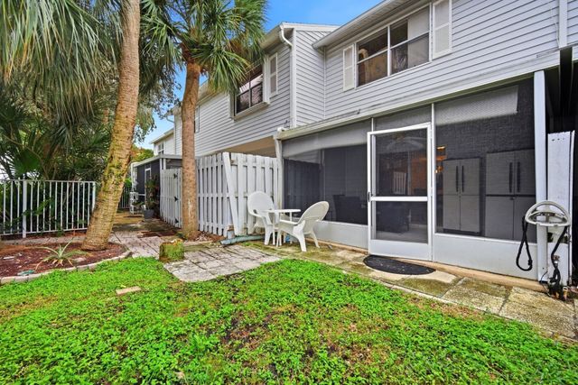 2683 NE 15th Street, Pompano Beach, FL 33062