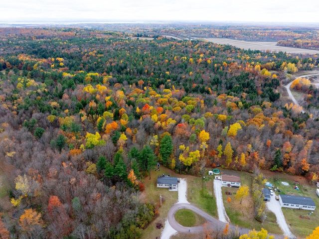 908 Deer Yard Drive, Highgate, VT 05459