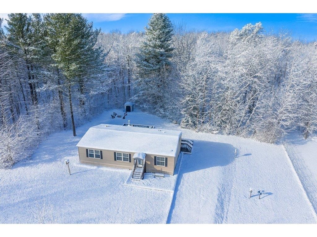 908 Deer Yard Drive, Highgate, VT 05459