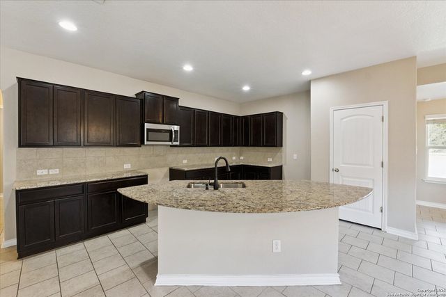 8737 Ironwood, San Antonio, TX 78254