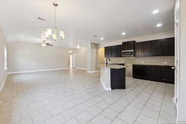 8737 Ironwood, San Antonio, TX 78254