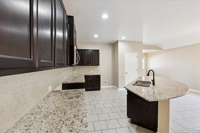 8737 Ironwood, San Antonio, TX 78254