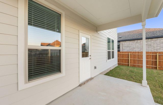 425 Bristlecone BND, Liberty Hill, TX 78642