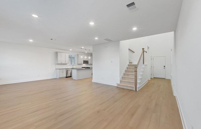 425 Bristlecone BND, Liberty Hill, TX 78642