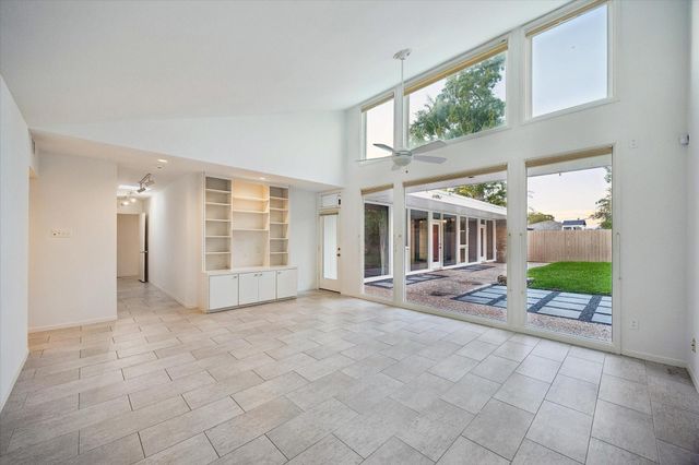 2003 Briarmead Drive, Houston, TX 77057