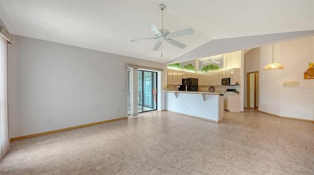 5594 WILDE OAK WAY, Sarasota, FL 34232