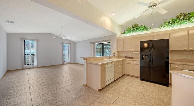 5594 WILDE OAK WAY, Sarasota, FL 34232