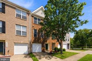 45556 LAKE HAVEN TER, Sterling, VA 20165