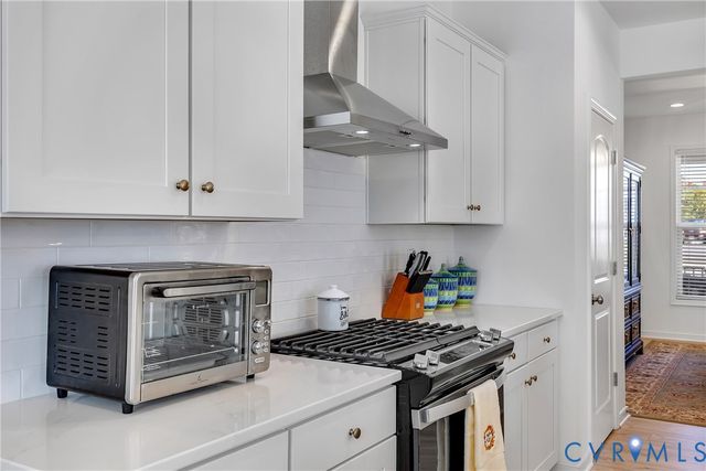 9400 Kinnerton Dr, Midlothian, VA 23112