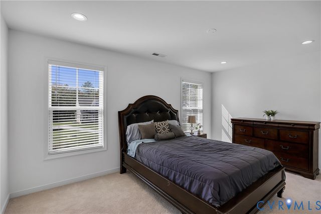 9400 Kinnerton Dr, Midlothian, VA 23112