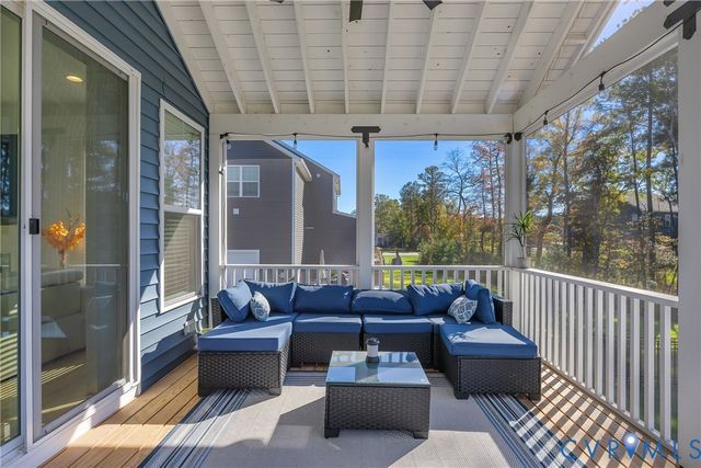 9400 Kinnerton Dr, Midlothian, VA 23112