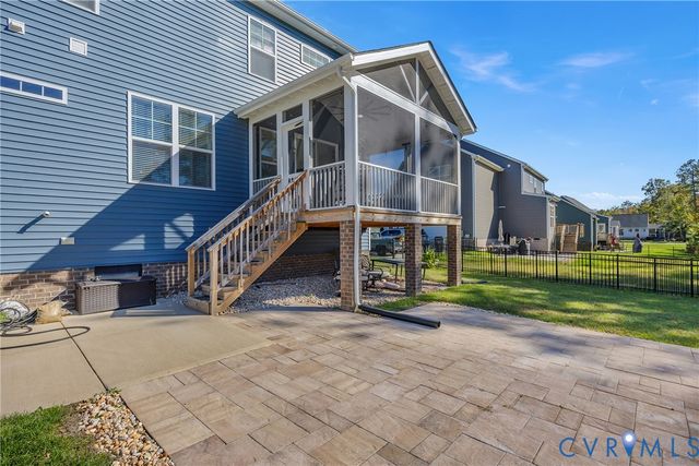 9400 Kinnerton Dr, Midlothian, VA 23112