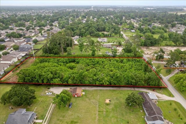 6711 Maple Drive, Humble, TX 77338