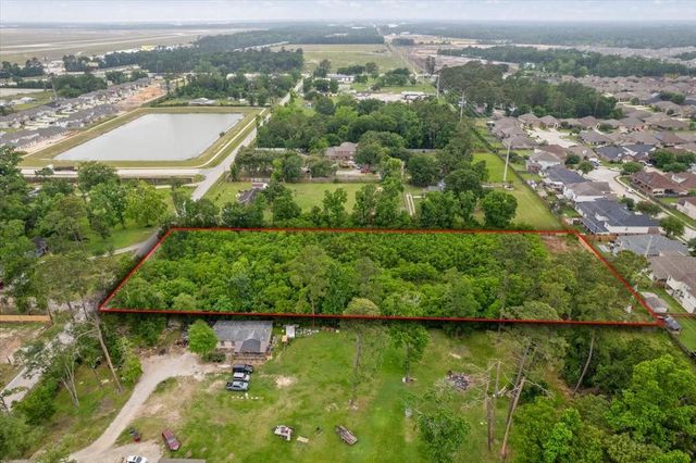 6711 Maple Drive, Humble, TX 77338