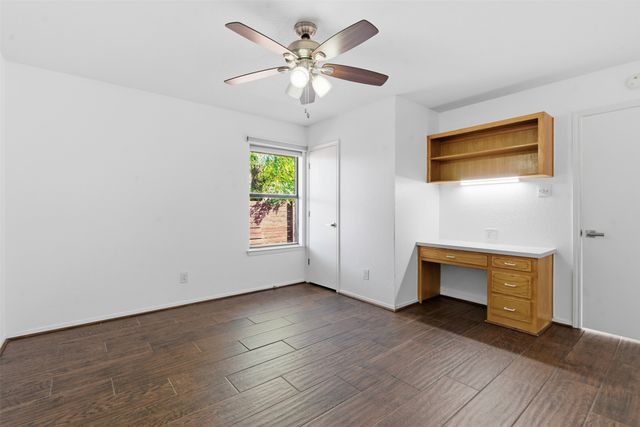 2201 Mistletoe Boulevard, Fort Worth, TX 76110