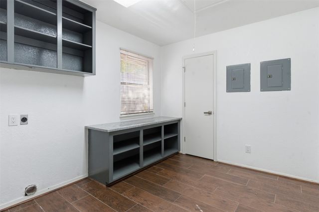 2201 Mistletoe Boulevard, Fort Worth, TX 76110