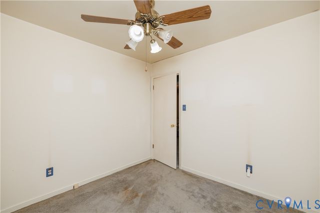 3129 Loganwood Dr, Colonial Heights, VA 23834