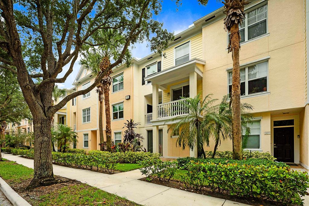 155 Galicia Way 210, Jupiter, FL 33458