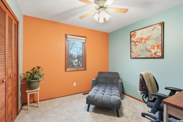 8934 Stockbridge Place, Fort Wayne, IN 46804