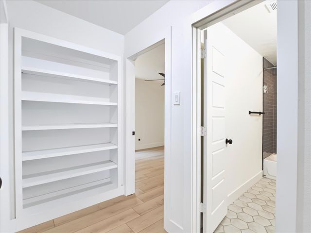 2216 Stonebrook Drive, Carrollton, TX 75007