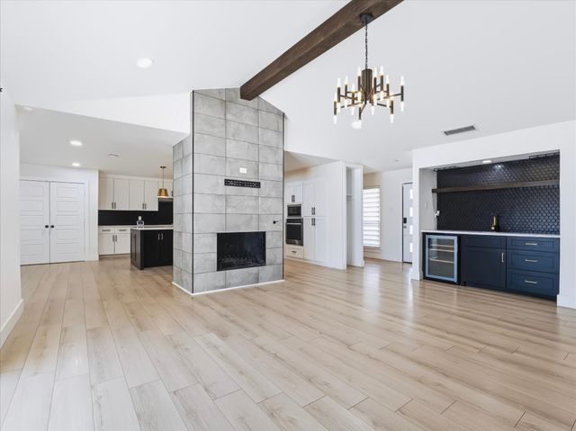 2216 Stonebrook Drive, Carrollton, TX 75007