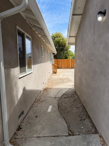 2346 Hackberry St, Stockton, CA 95205