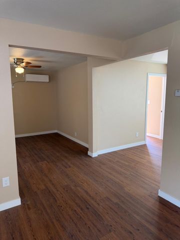2346 Hackberry St, Stockton, CA 95205