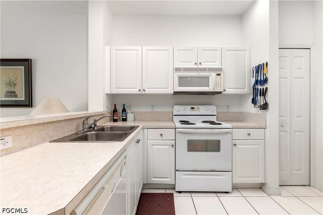 4219 Liron AVE 203, Fort Myers, FL 33916