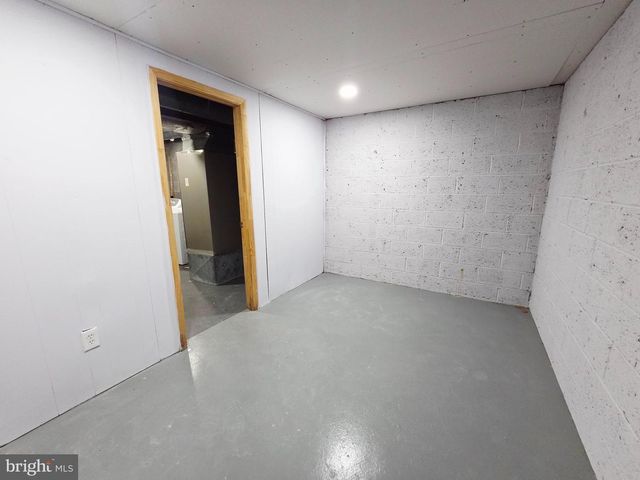 2076 CHADWICK TER, Temple Hills, MD 20748