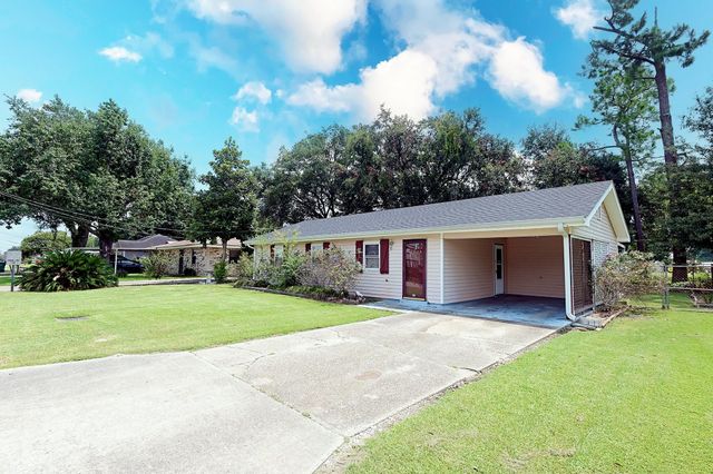 100-A Half Oak Drive, Thibodaux, LA 70301