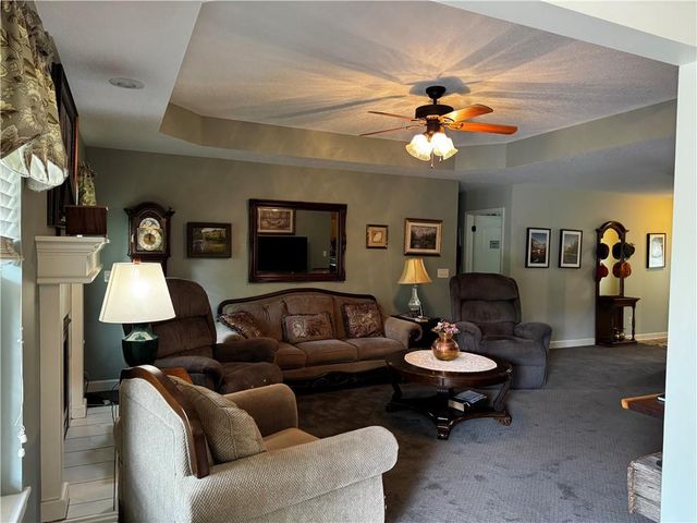 714 Ridge Crest Drive, Raymore, MO 64083