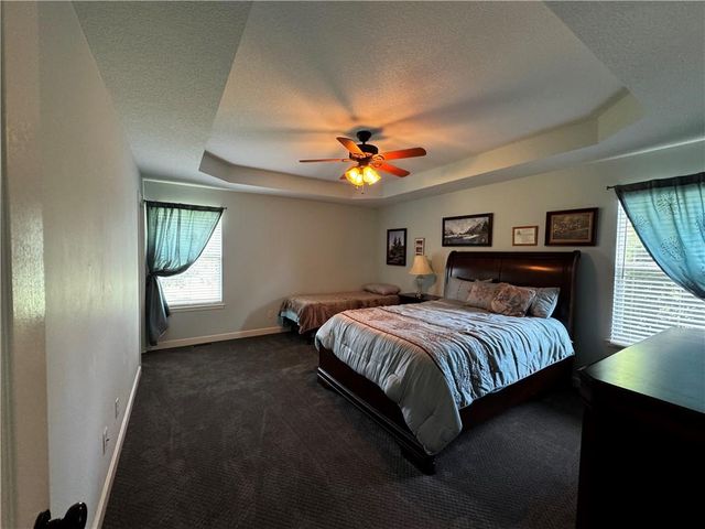 714 Ridge Crest Drive, Raymore, MO 64083