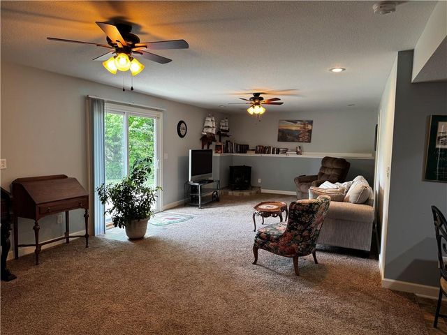 714 Ridge Crest Drive, Raymore, MO 64083