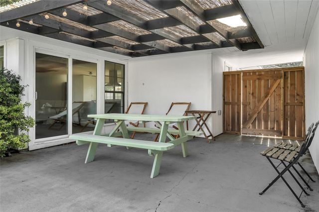 5604 Flack, Houston, TX 77081